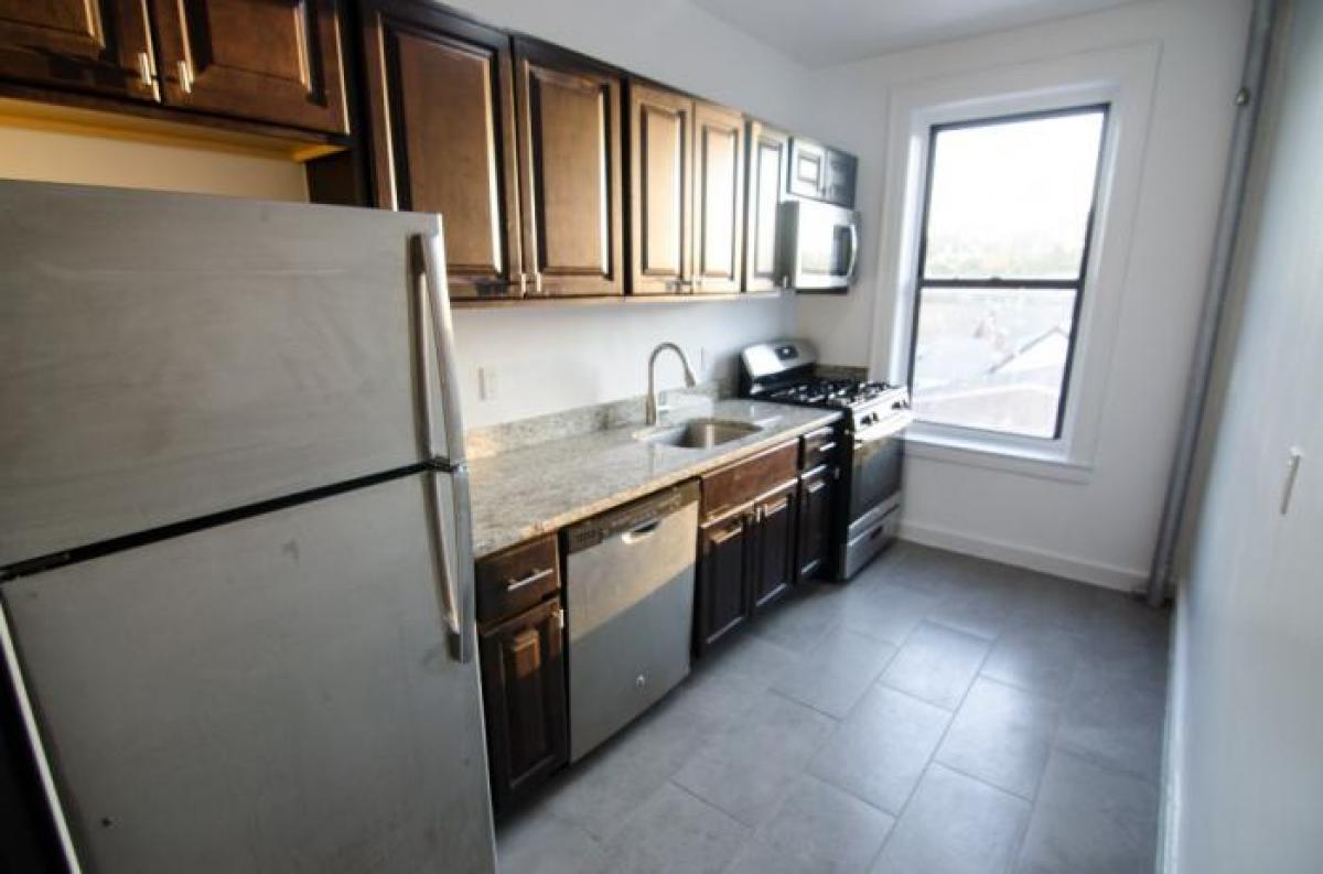 Picture of Apartment For Rent in Woodhaven, New York, United States