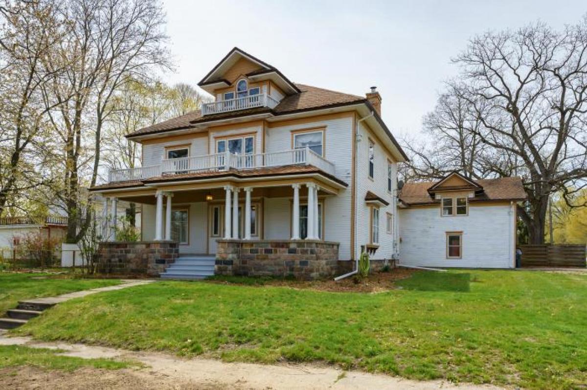 Picture of Home For Sale in Augusta, Michigan, United States