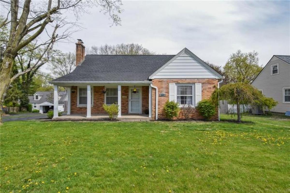 Picture of Home For Sale in Zionsville, Indiana, United States