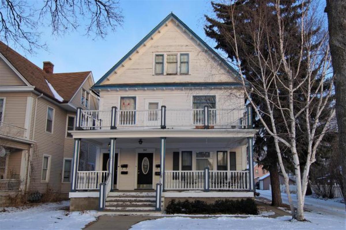 Picture of Multi-Family Home For Sale in Aberdeen, South Dakota, United States