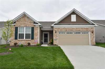 Home For Sale in Plainfield, Indiana