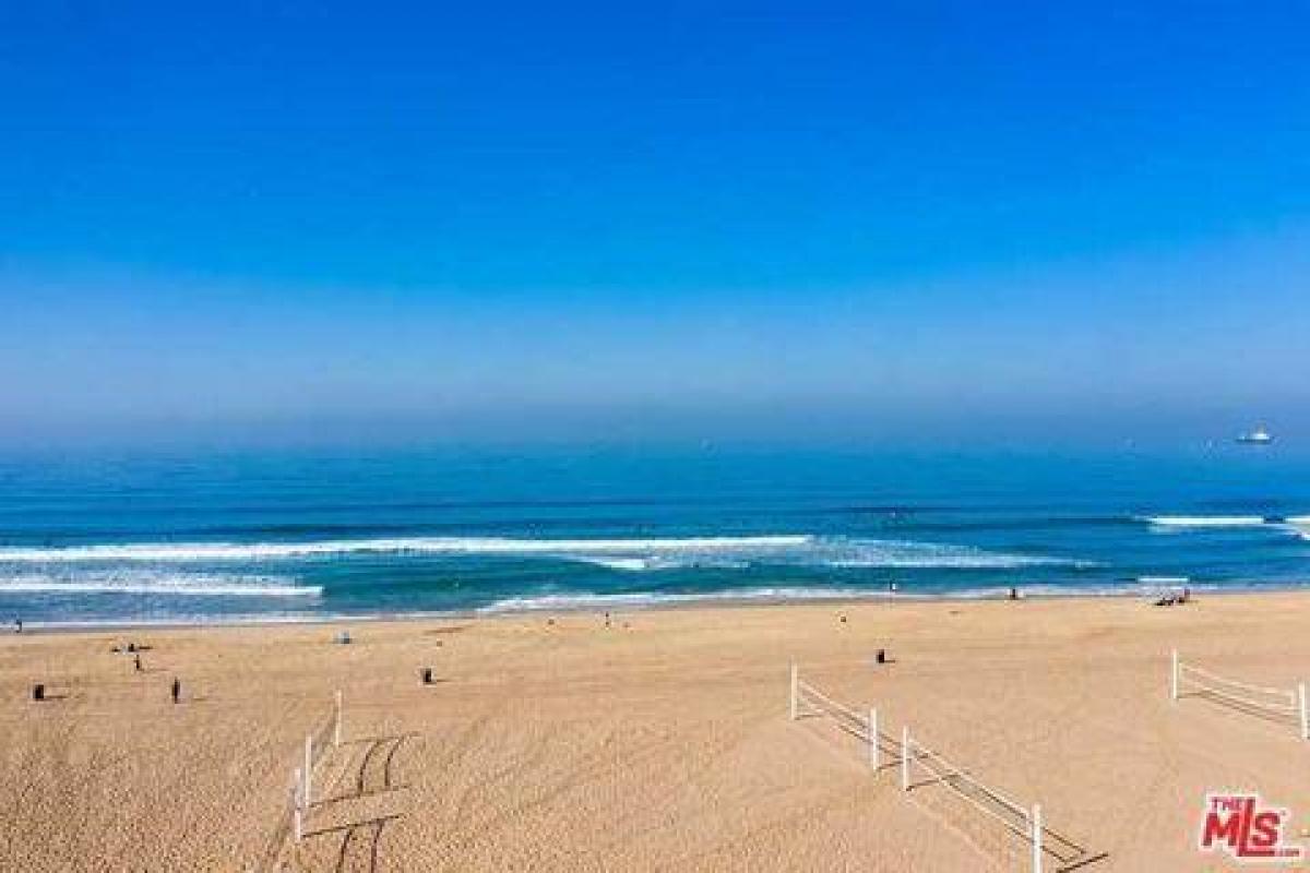 Picture of Villa For Sale in Manhattan Beach, California, United States