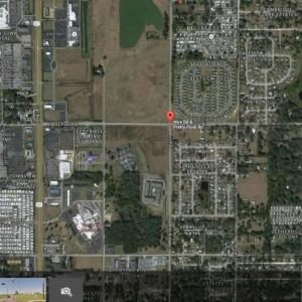 Picture of Residential Land For Sale in Zephyrhills, Florida, United States