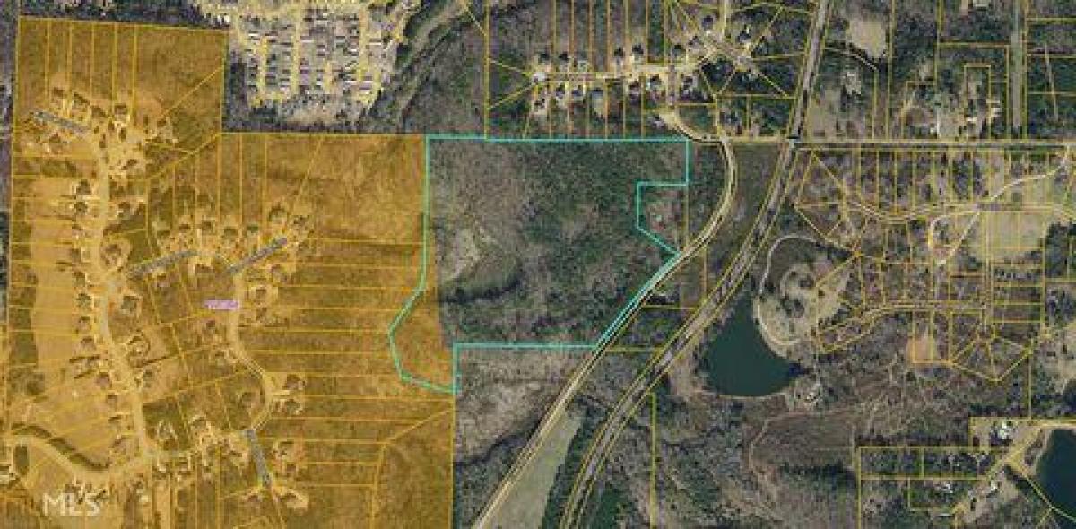 Picture of Residential Land For Sale in Fayetteville, Georgia, United States