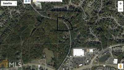 Residential Land For Sale in Roswell, Georgia