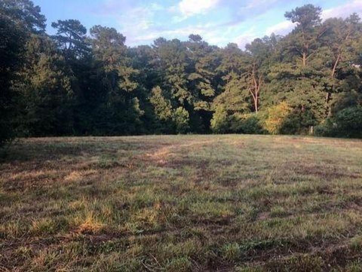 Picture of Residential Land For Sale in Lawrenceville, Georgia, United States