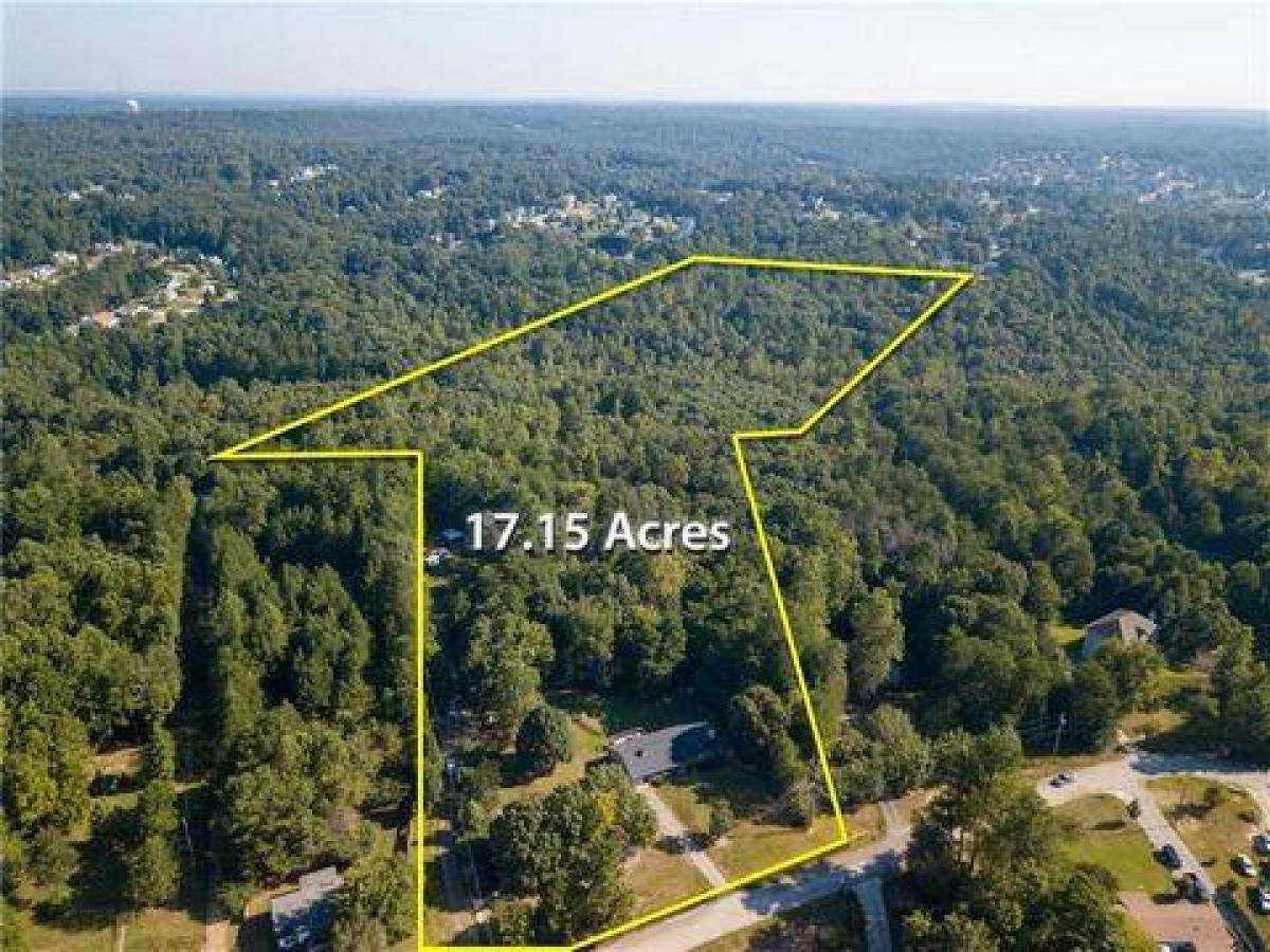 Picture of Residential Land For Sale in Flowery Branch, Georgia, United States