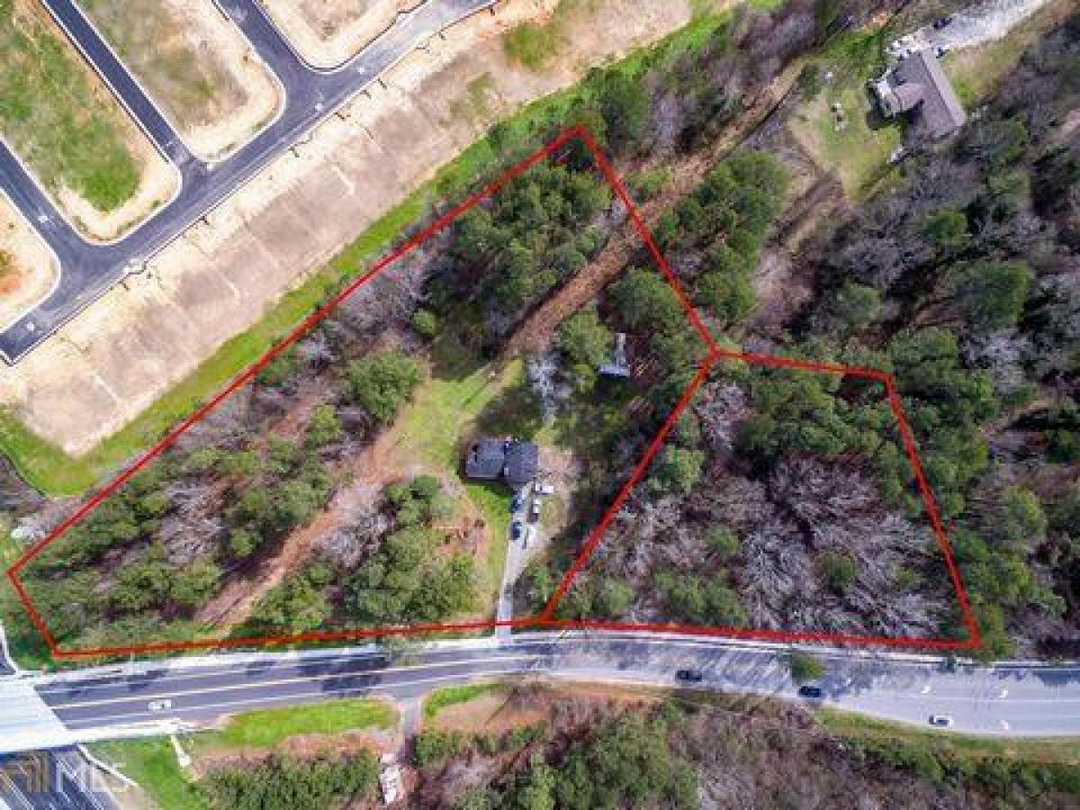 Picture of Residential Land For Sale in Buford, Georgia, United States