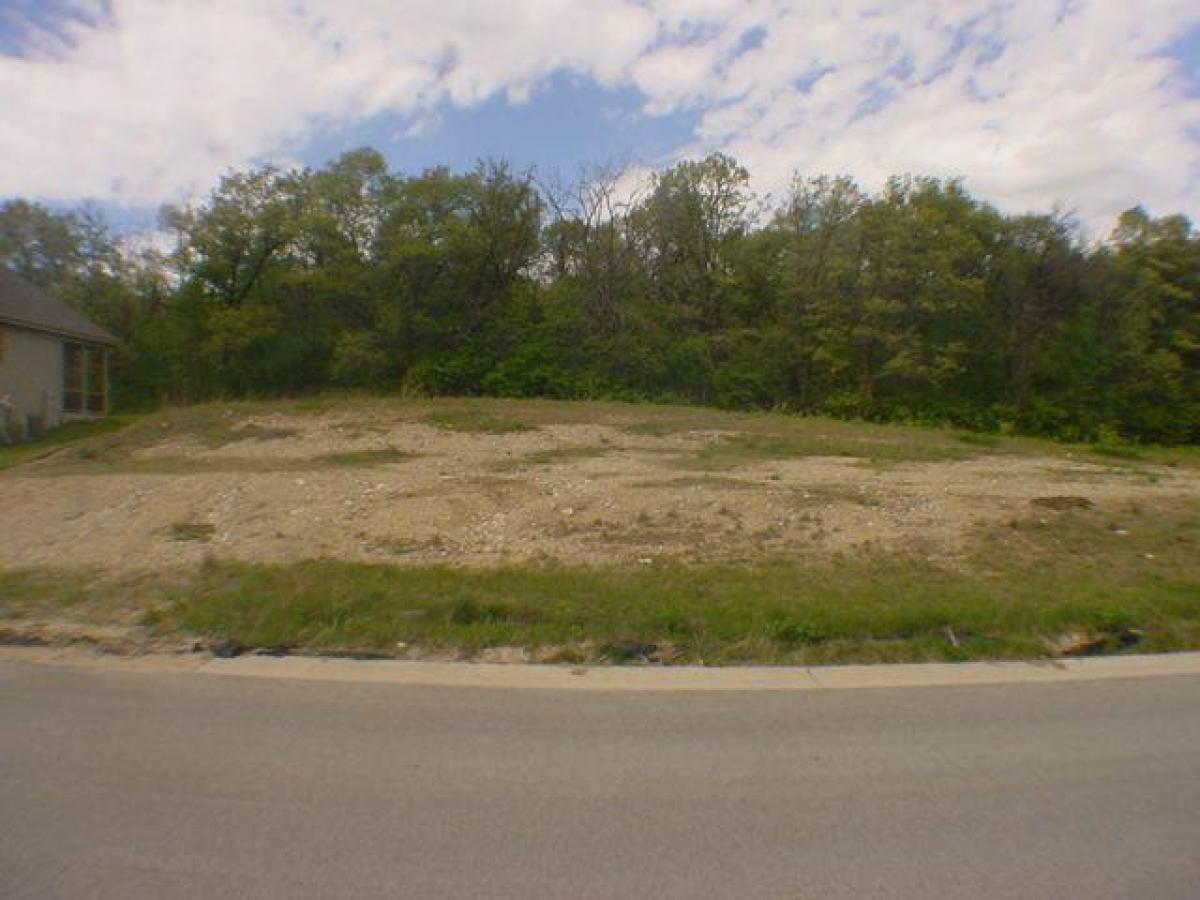 Picture of Residential Land For Sale in Roscoe, Illinois, United States