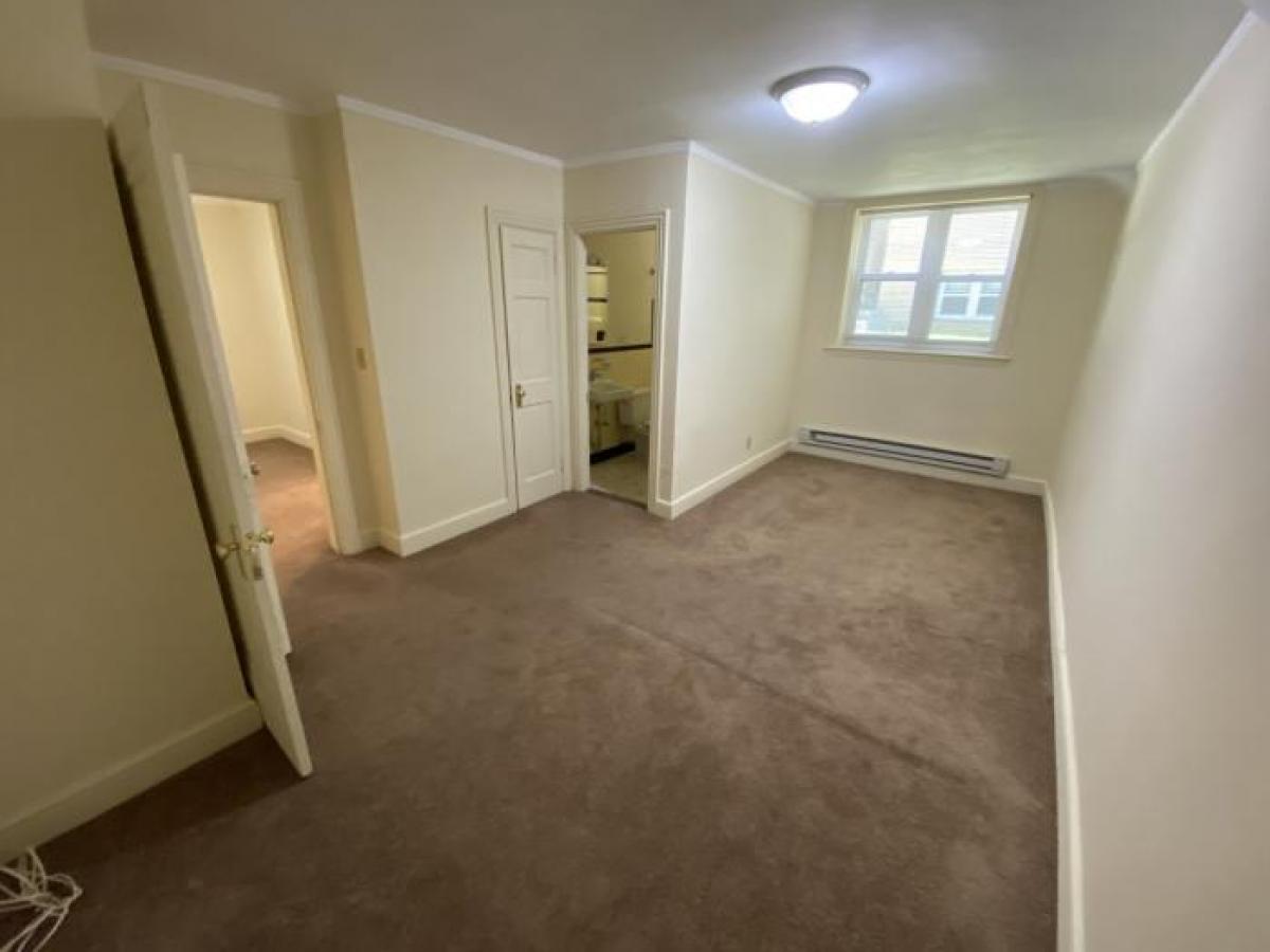 Picture of Condo For Rent in Arlington, Massachusetts, United States