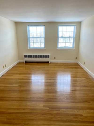 Condo For Rent in Arlington, Massachusetts