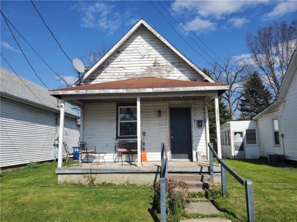 Picture of Home For Sale in Shelbyville, Indiana, United States