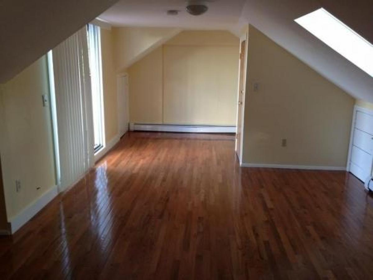 Picture of Condo For Rent in Mission Hill, Massachusetts, United States