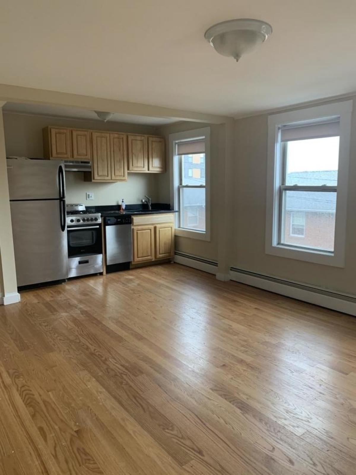 Picture of Condo For Rent in South Boston, Massachusetts, United States