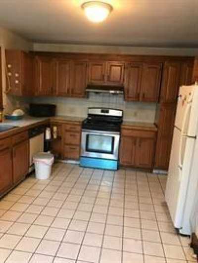 Condo For Rent in 