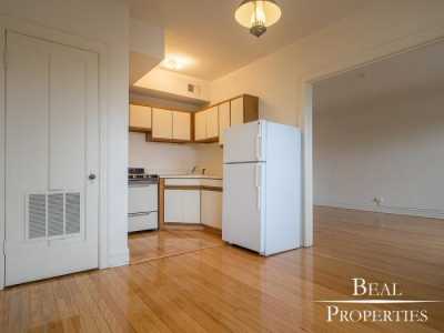 Apartment For Rent in Deerfield, Illinois