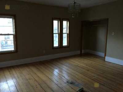 Home For Rent in Mission Hill, Massachusetts