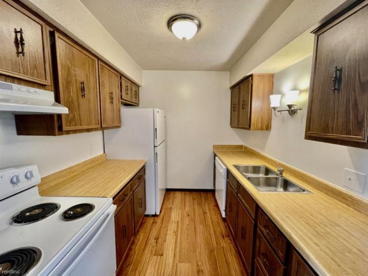 Picture of Apartment For Rent in Bettendorf, Iowa, United States