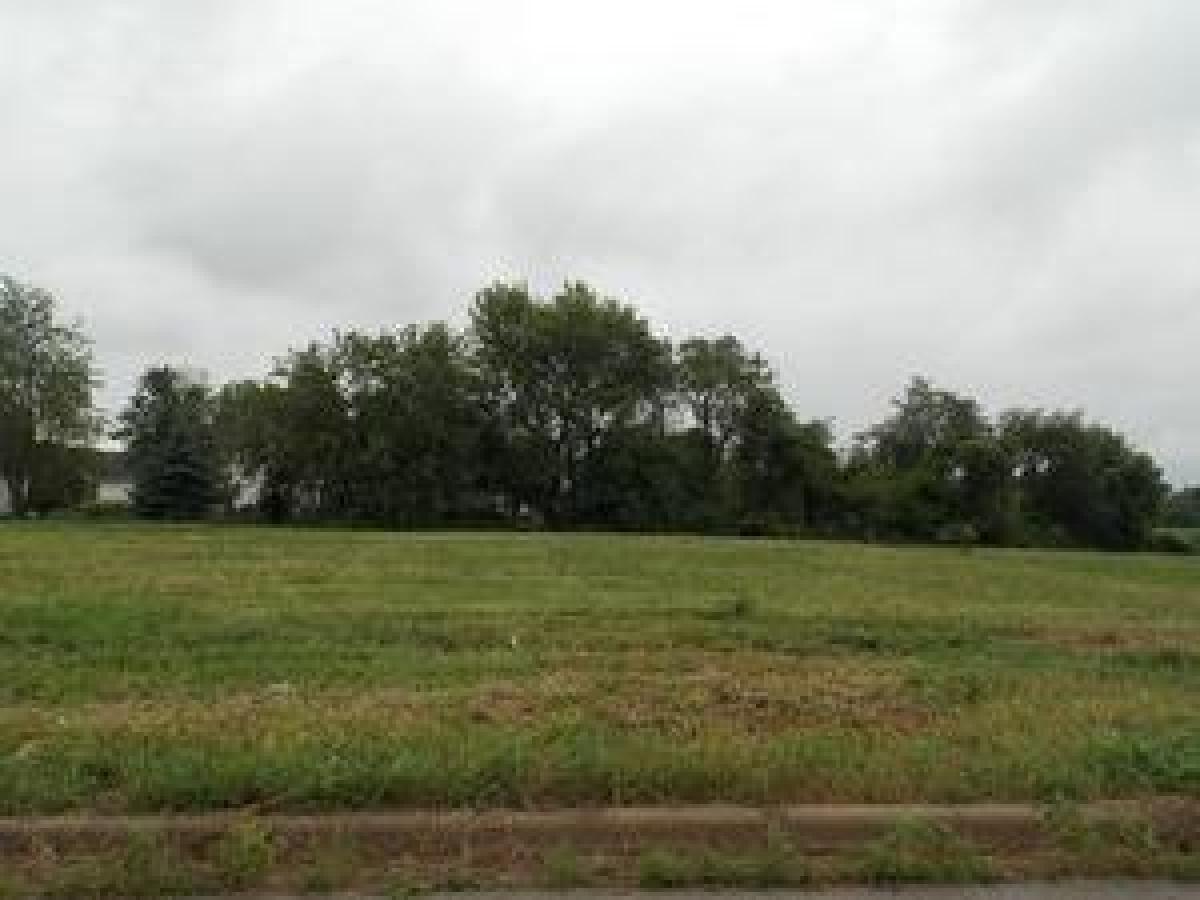 Picture of Residential Land For Sale in Sycamore, Illinois, United States