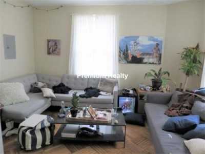 Condo For Rent in 