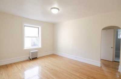 Condo For Rent in Queens, New York