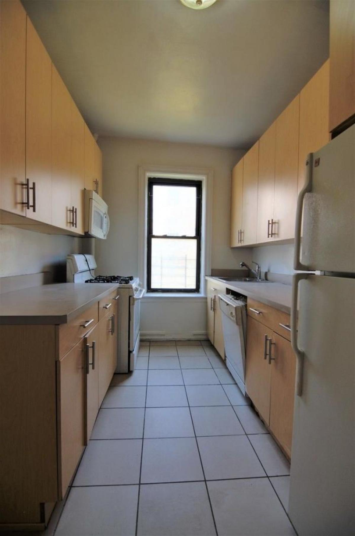 Picture of Condo For Rent in Queens, New York, United States