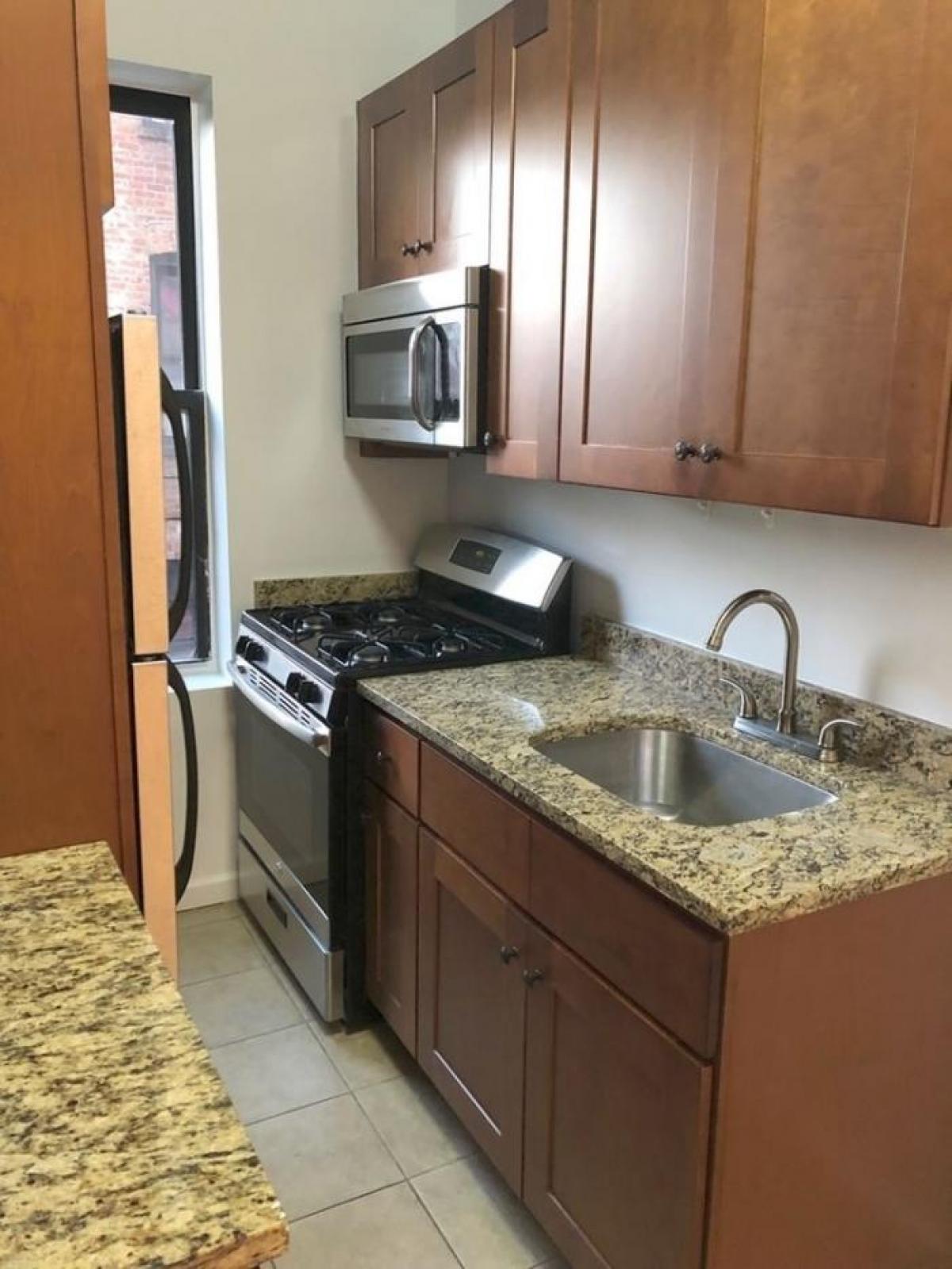 Picture of Condo For Rent in Queens, New York, United States