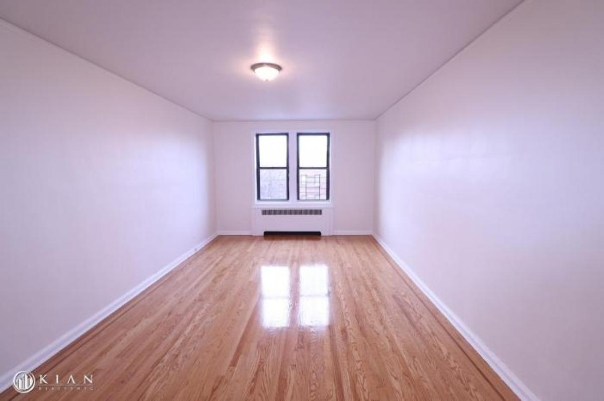 Picture of Apartment For Rent in Rego Park, New York, United States