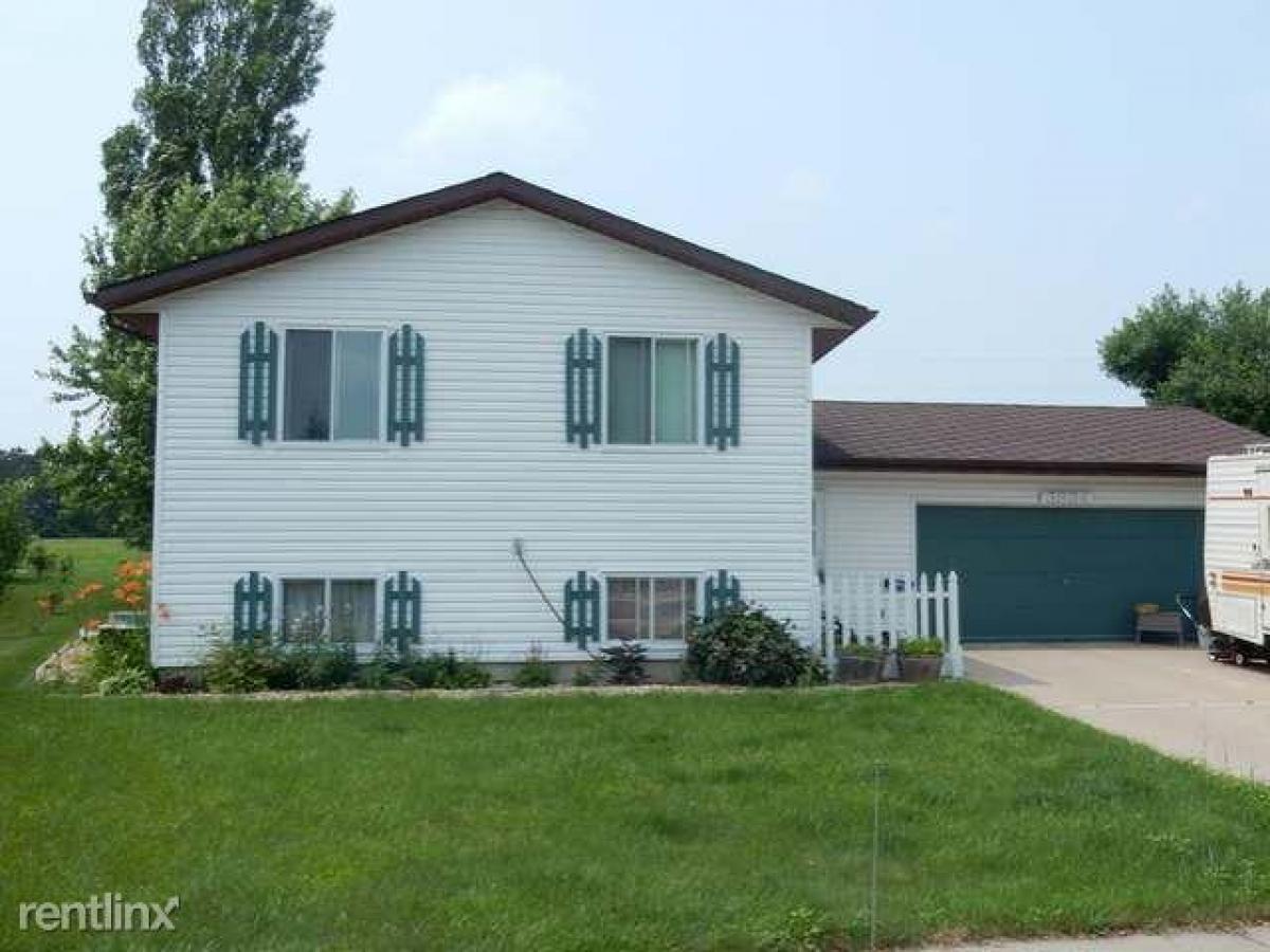 Picture of Home For Rent in Bismarck, North Dakota, United States