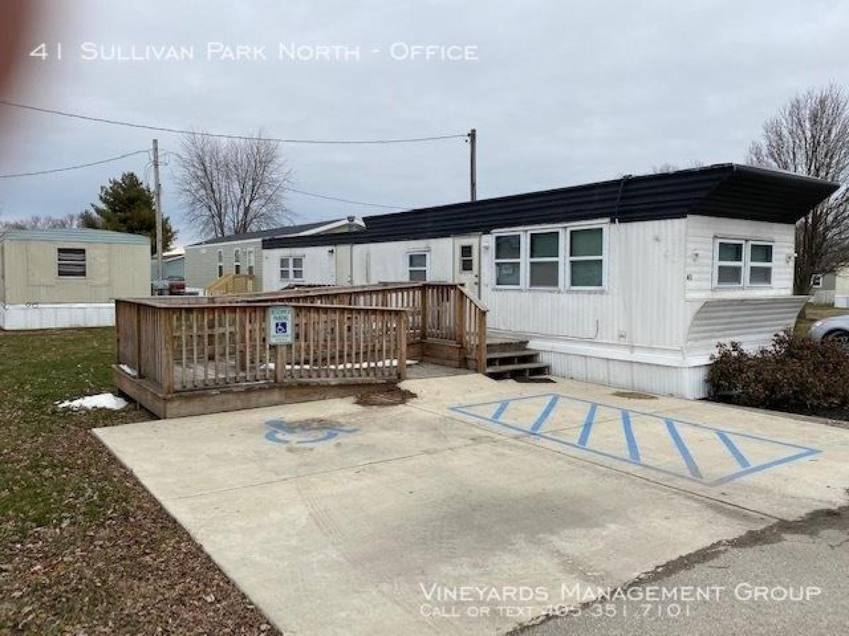 Picture of Home For Rent in Sullivan, Illinois, United States