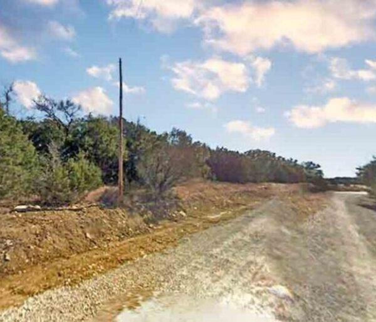 Picture of Residential Land For Sale in Granbury, Texas, United States