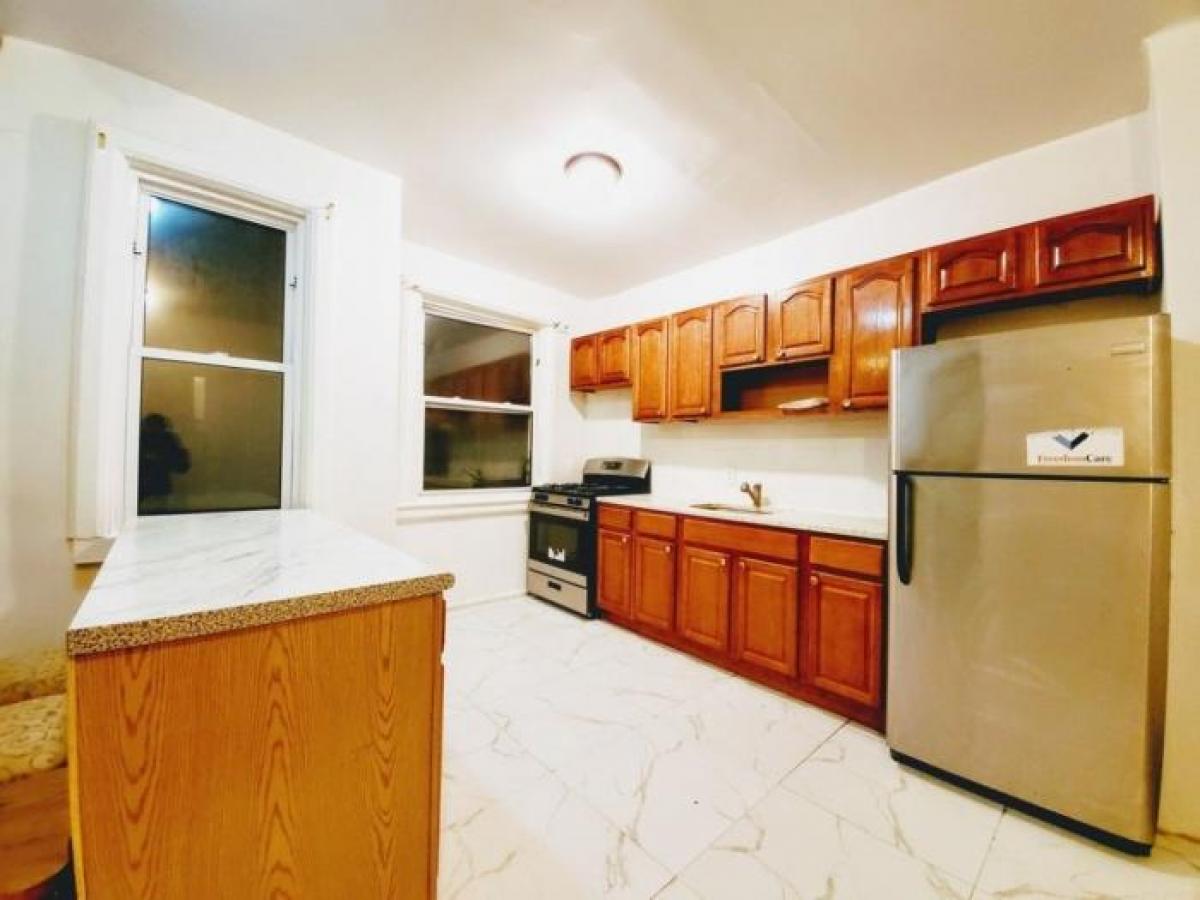 Picture of Condo For Rent in Bronx, New York, United States