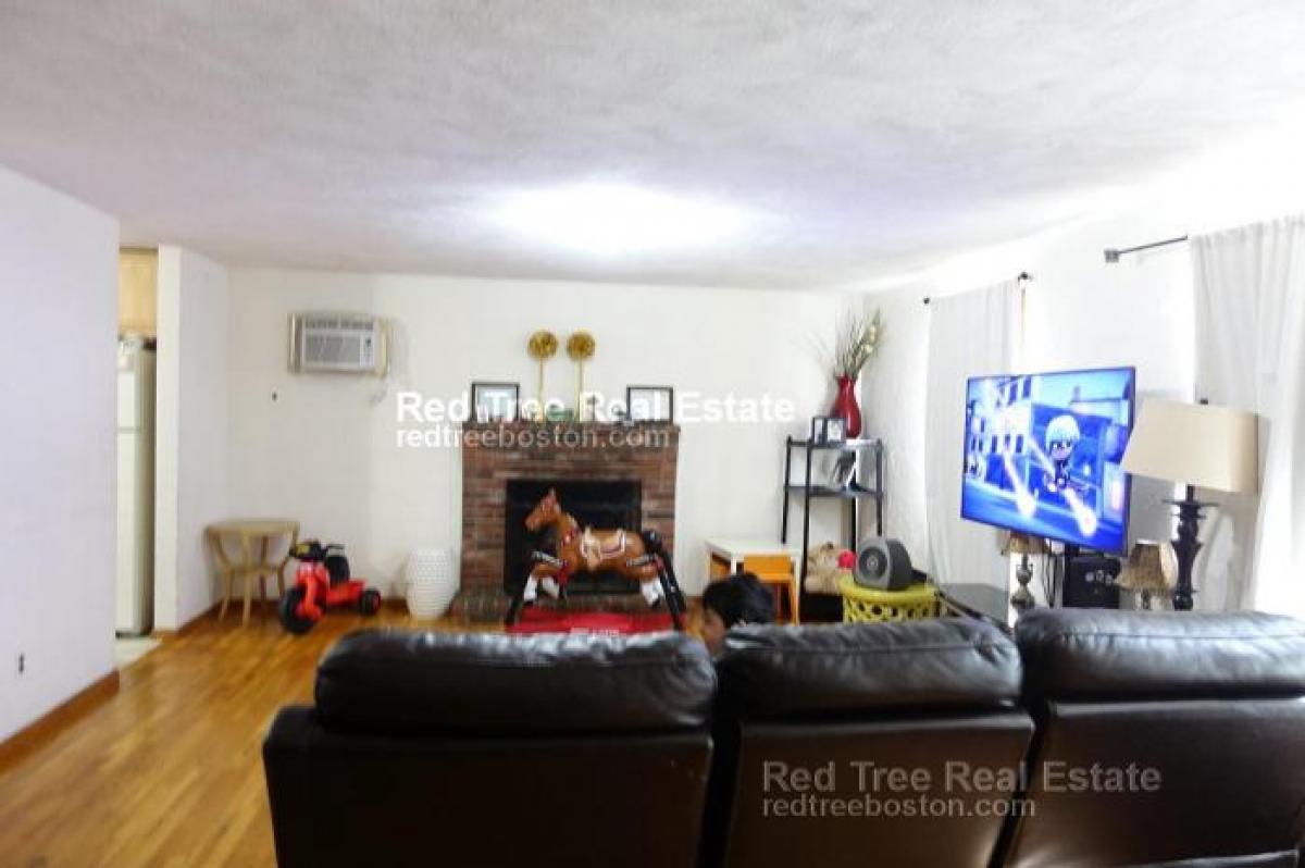 Picture of Home For Rent in Watertown, Massachusetts, United States