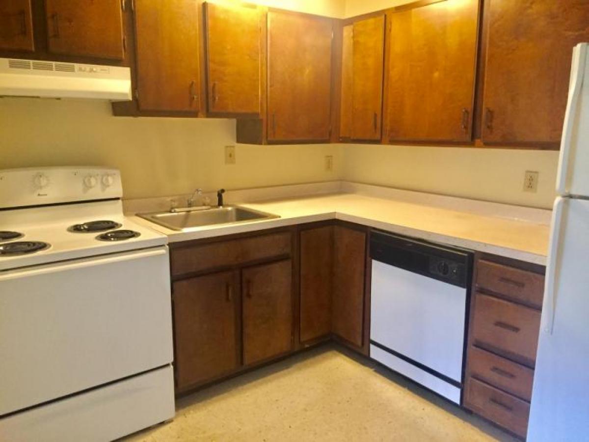 Picture of Condo For Rent in Gardner, Massachusetts, United States