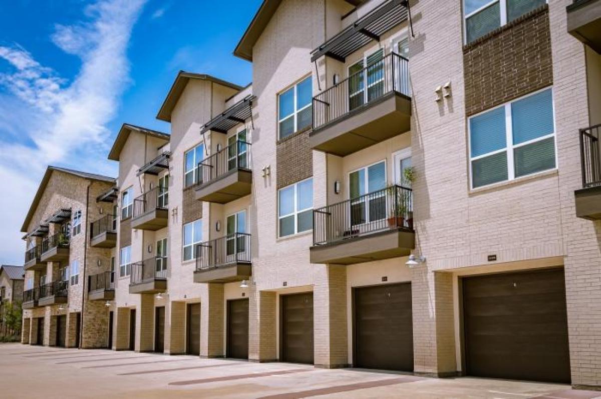 Picture of Apartment For Rent in Farmers Branch, Texas, United States