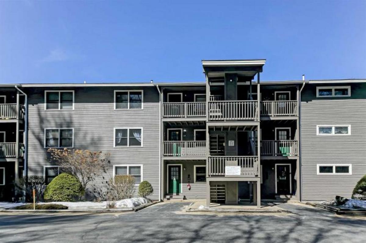 Picture of Condo For Sale in Conway, New Hampshire, United States