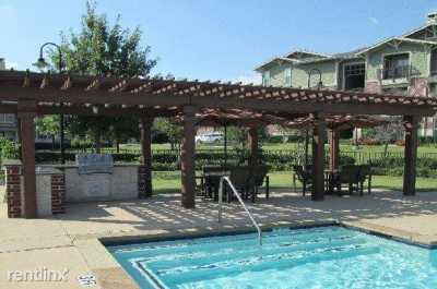 Apartment For Rent in Carrollton, Texas