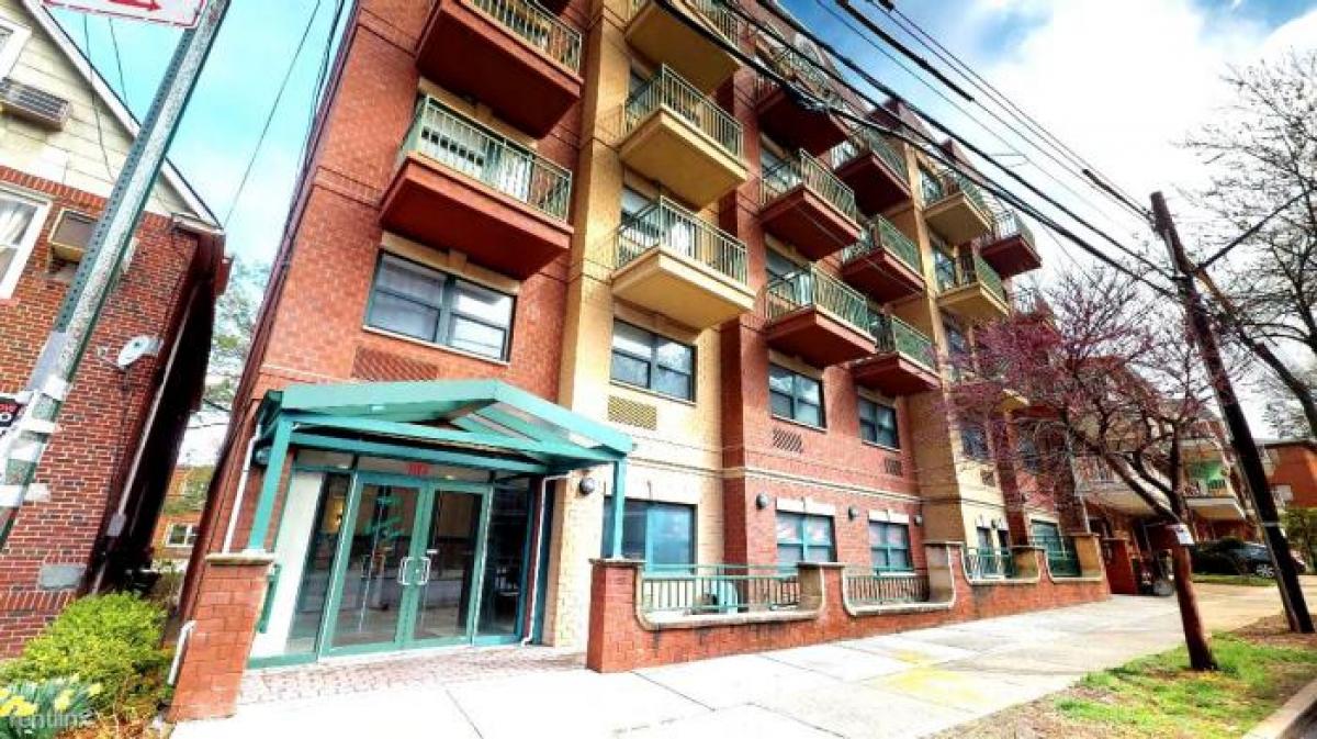 Picture of Apartment For Rent in Briarwood, New York, United States