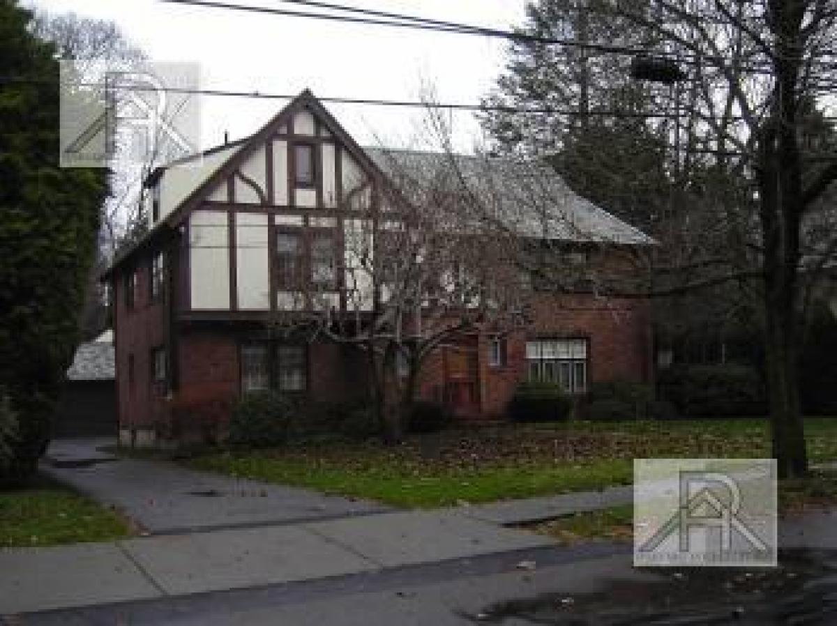 Picture of Home For Rent in Newton, Massachusetts, United States