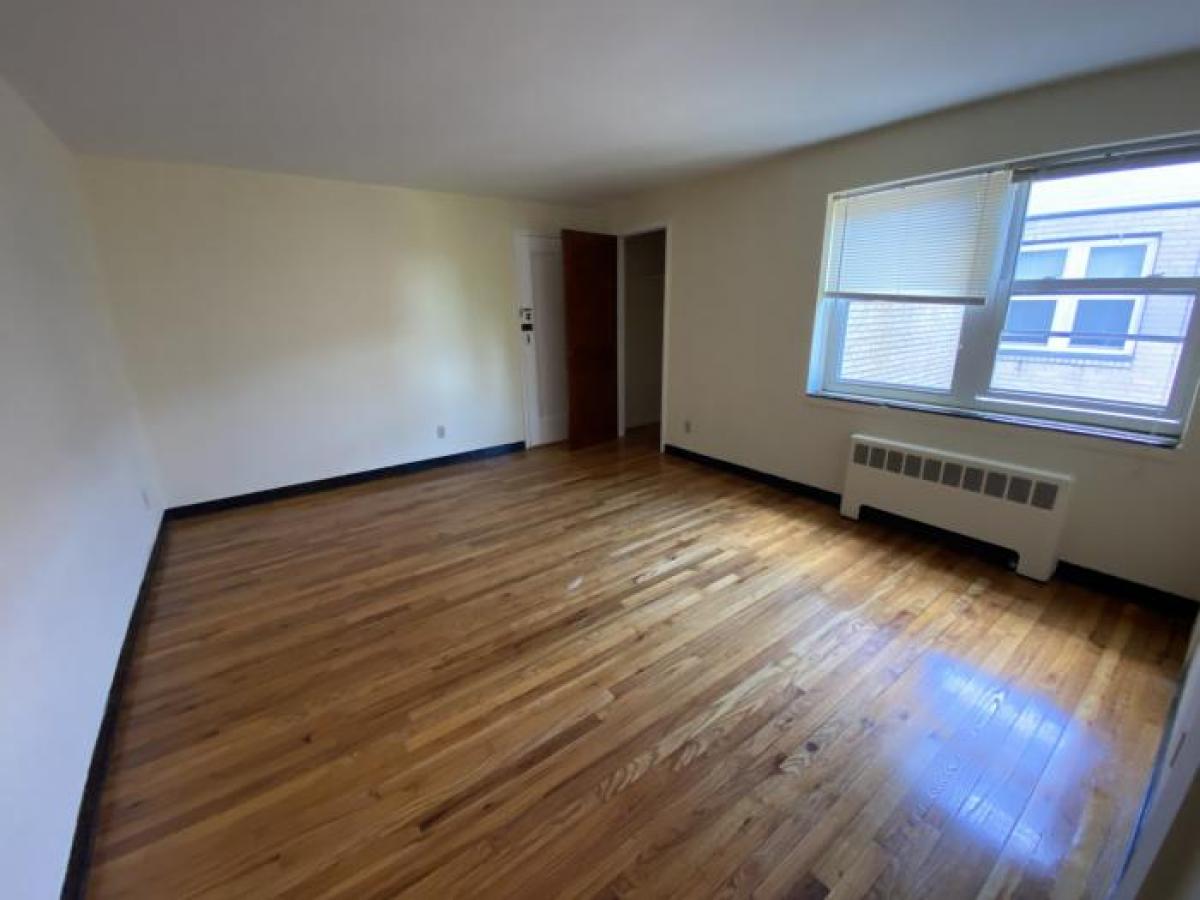 Picture of Condo For Rent in Arlington, Massachusetts, United States