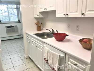 Apartment For Rent in West Roxbury, Massachusetts