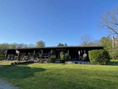 Home For Sale in Nashville, Indiana