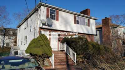 Home For Rent in Newton, Massachusetts