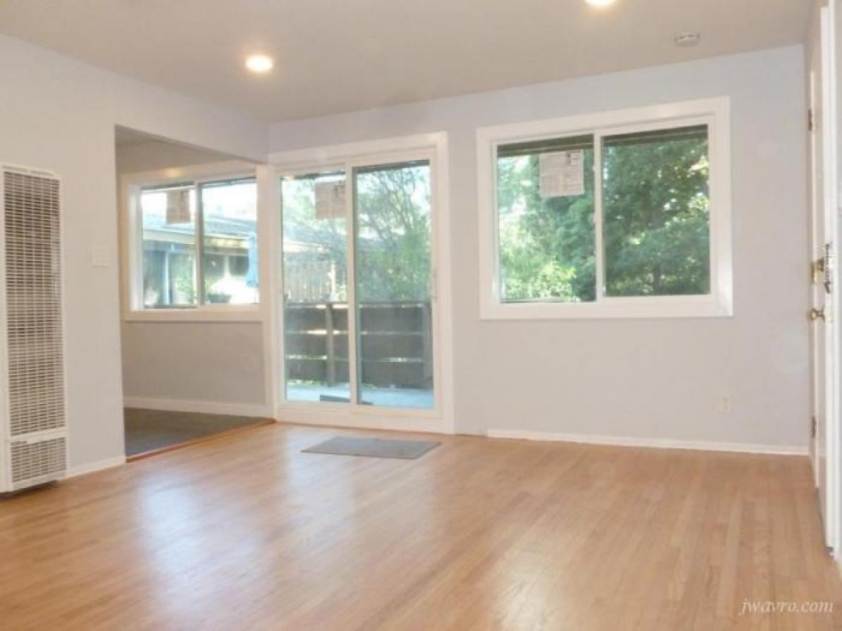 Picture of Apartment For Rent in San Carlos, California, United States