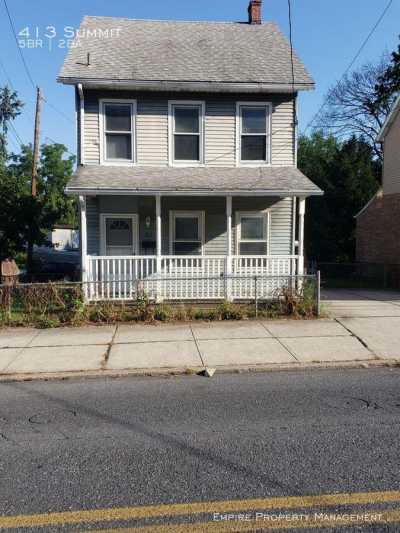 Home For Rent in Bethlehem, Pennsylvania