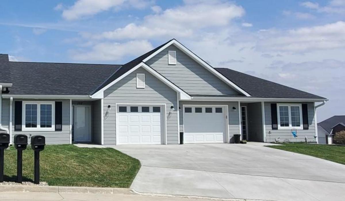 Picture of Home For Sale in Avoca, Iowa, United States