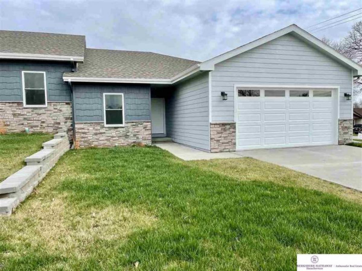 Picture of Home For Sale in Blair, Nebraska, United States