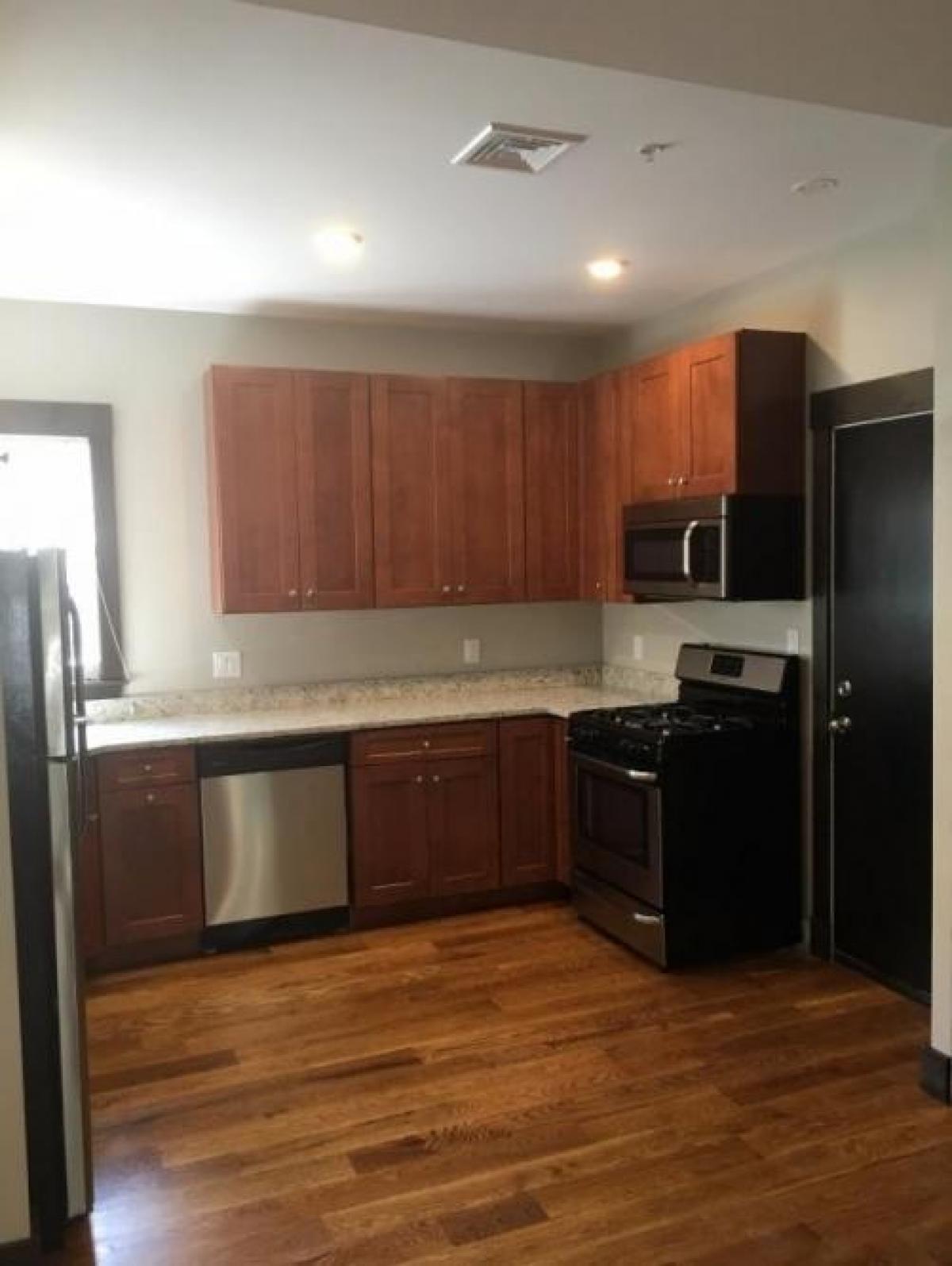 Picture of Condo For Rent in Jamaica Plain, Massachusetts, United States