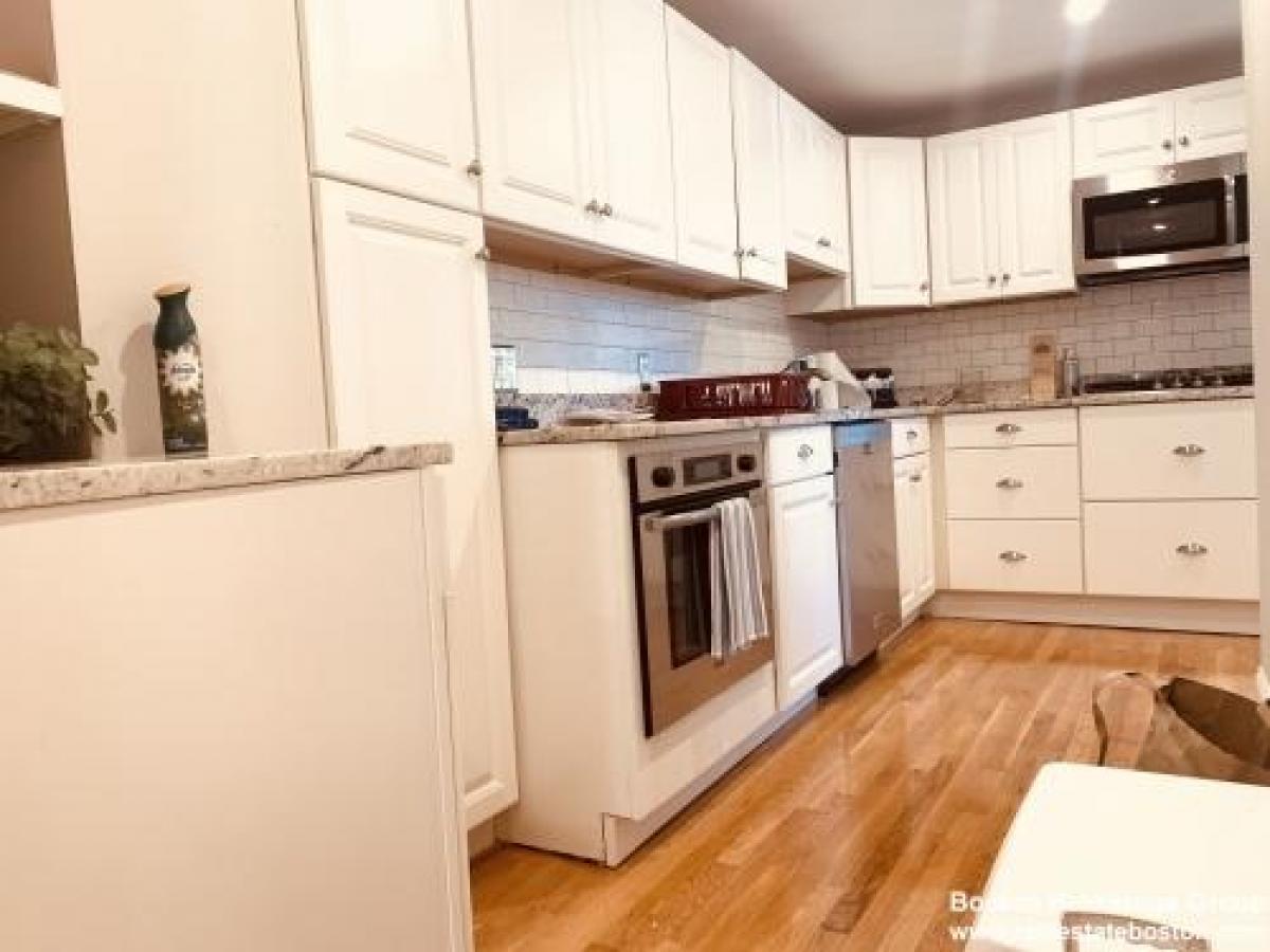 Picture of Condo For Rent in South Boston, Massachusetts, United States