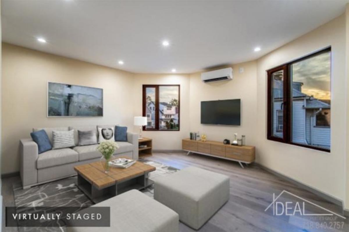 Picture of Condo For Sale in Brooklyn, New York, United States